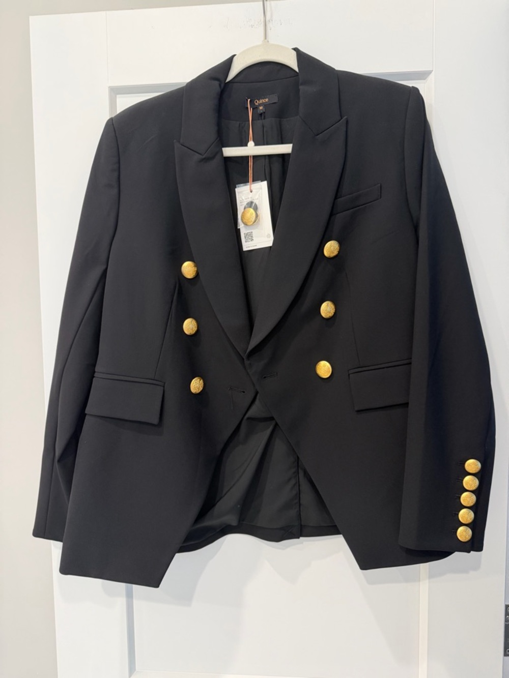 NWT Quince Black double breasted Dickey blazer. SOLD OUT. Size M.